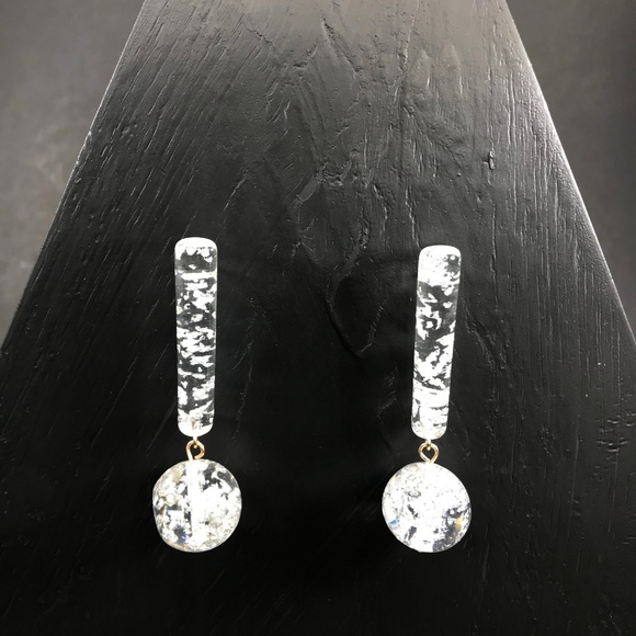 🆑 Silver Fleck Ball and Chain Drops - Picture 2 of 4